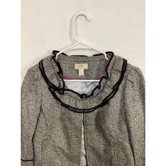 Ann Taylor LOFT Womens Gray Black Ruffle Trim Wool Blend Crop Jacket 6 Small - Picture 5 of 6